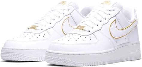 nike schoenen wit met goud|witte nike sneakers.